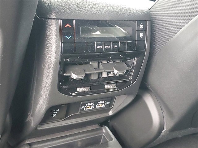 New 2025 Jeep Grand Cherokee L Altitude image 13