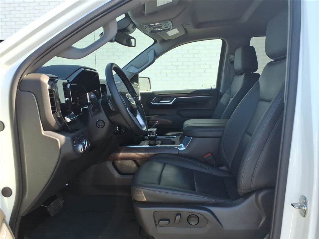 Used 2024 GMC Sierra 1500 SLT image 12