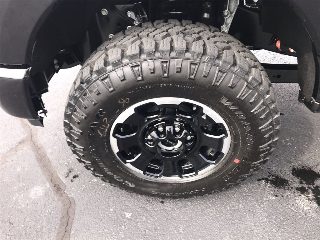 New 2025 Ford F250 Lariat w/ Lariat Ultimate Package image 10