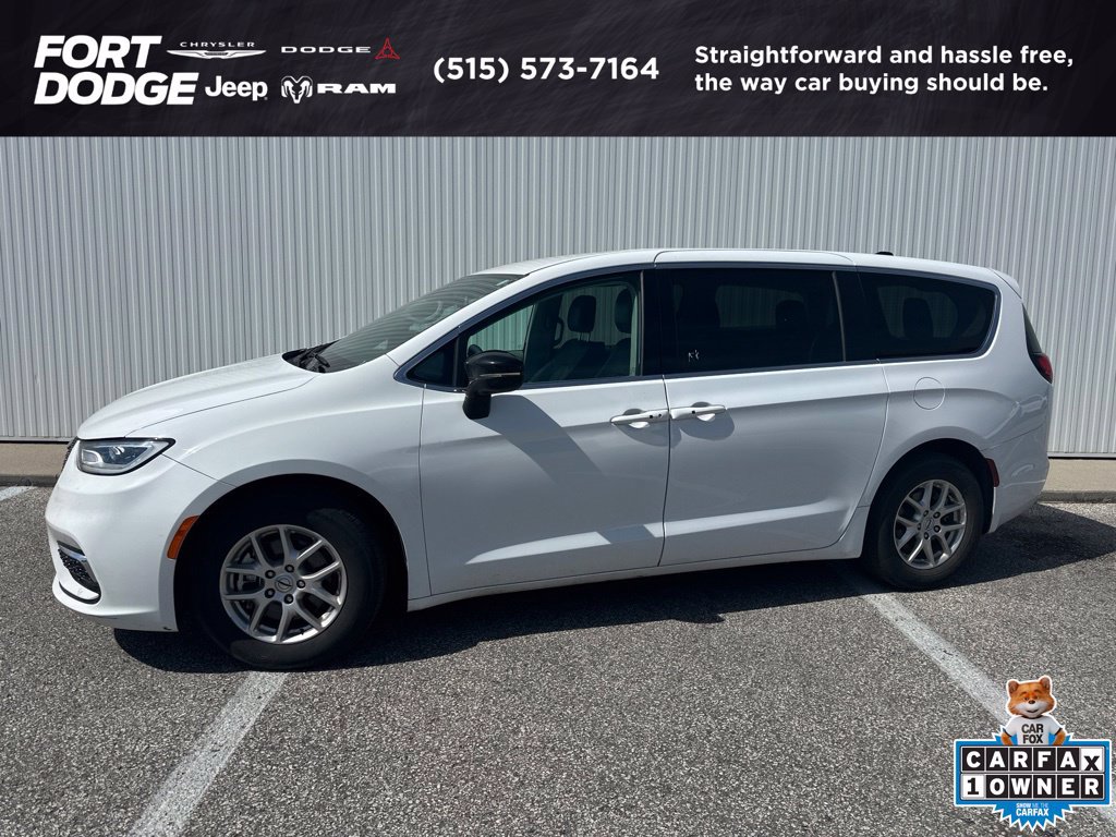 Used 2024 Chrysler Pacifica Touring-L