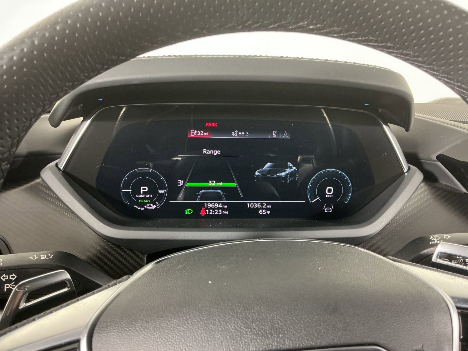 Used 2023 Audi RS e-tron GT w/ Carbon Performance Package image 11