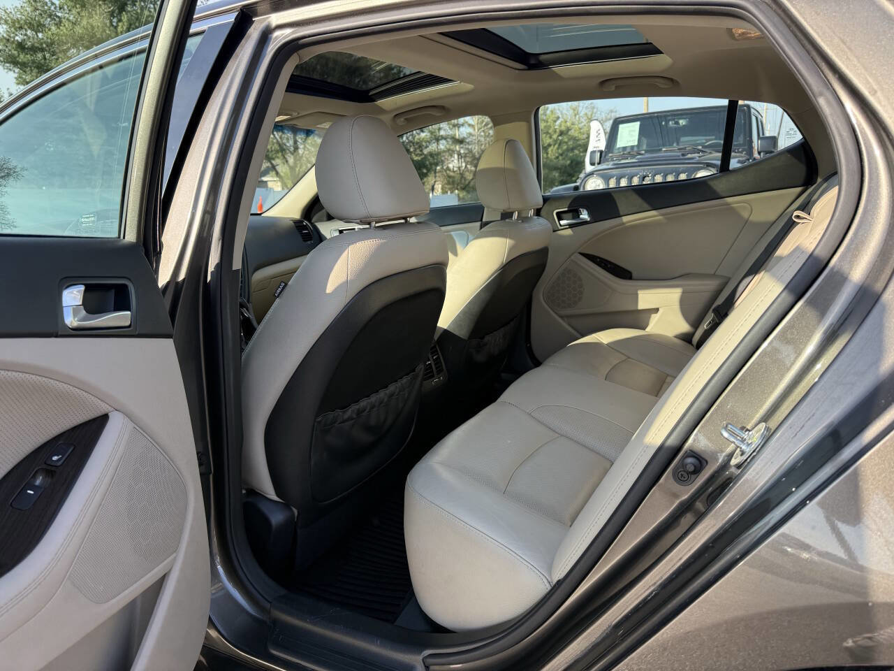 Used 2015 Kia Optima EX w/ EX Premium Package image 14