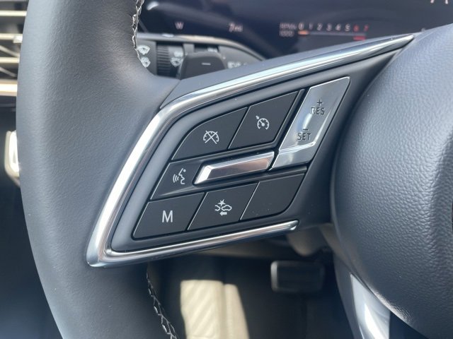 New 2025 Buick Envision Avenir image 11