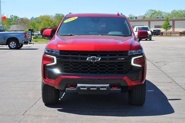 Used 2024 Chevrolet Tahoe Z71 w/ Luxury Package AWD/4WD image 8