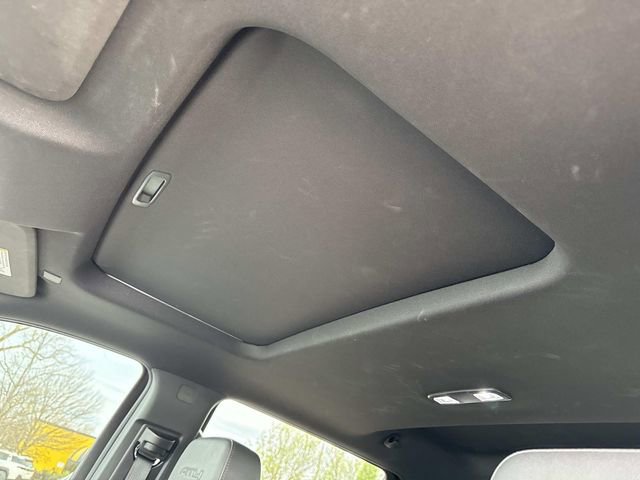 Certified 2023 GMC Sierra 1500 AT4 w/ Technology Package image 30