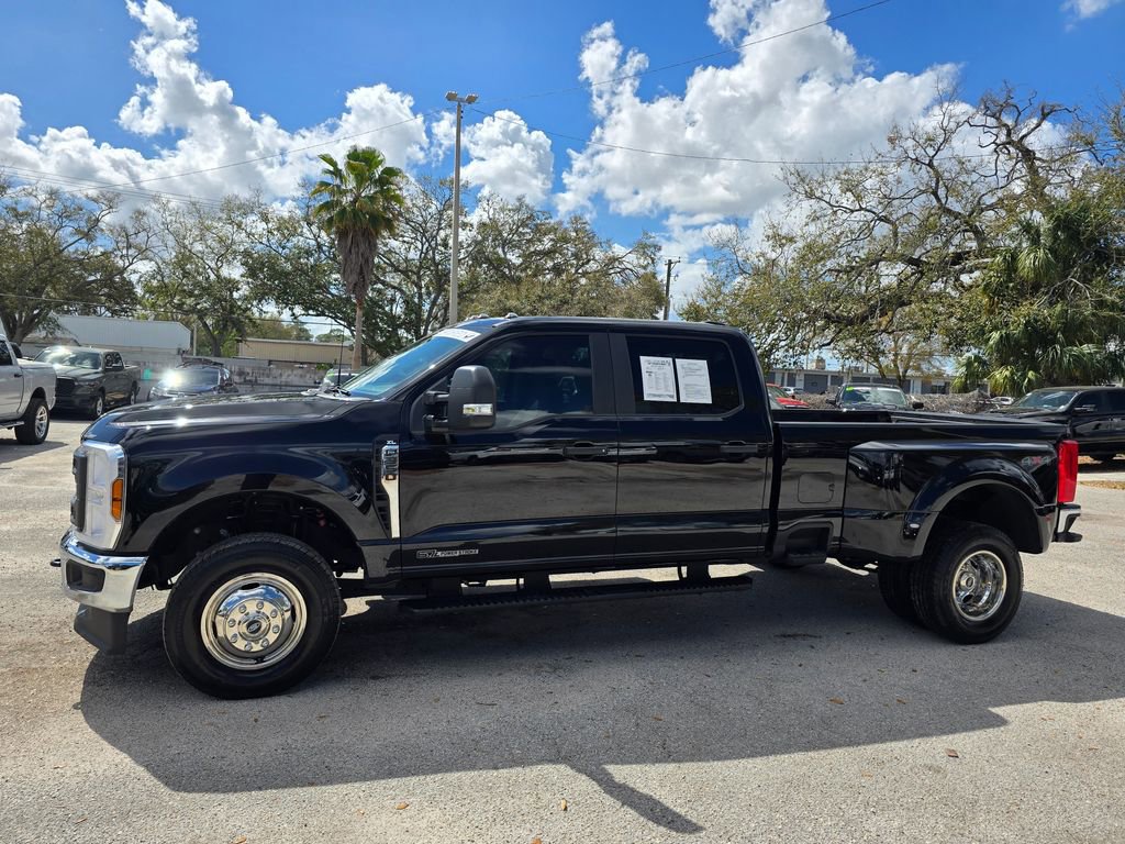 Used 2025 Ford F350 XL w/ XL Driver Assist Package image 3
