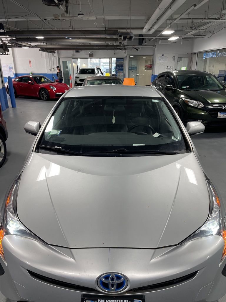 Used 2016 Toyota Prius Three w/ Protection Package FWD image 7