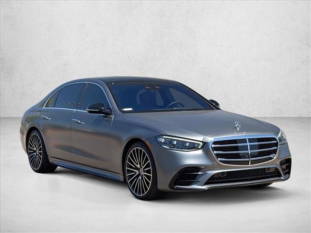 Used 2022 Mercedes-Benz S 580 4MATIC Sedan image 3