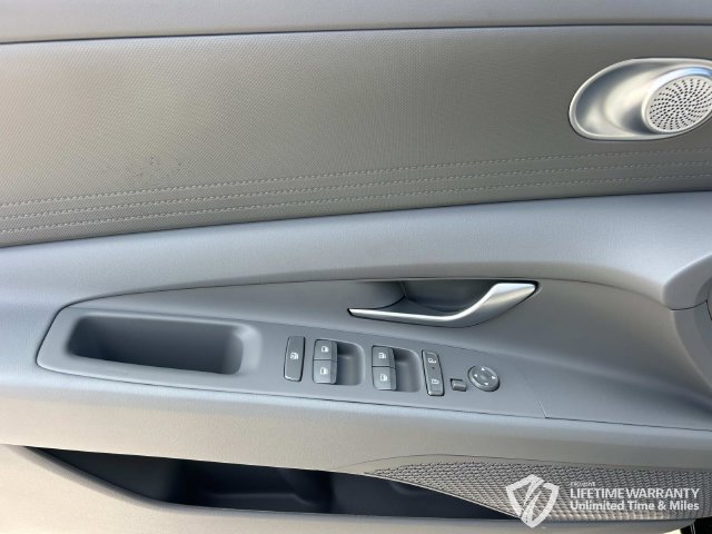 New 2026 Hyundai Elantra SE FWD image 20