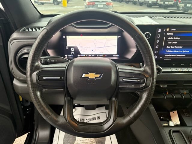 Used 2024 Chevrolet Colorado W/T image 14