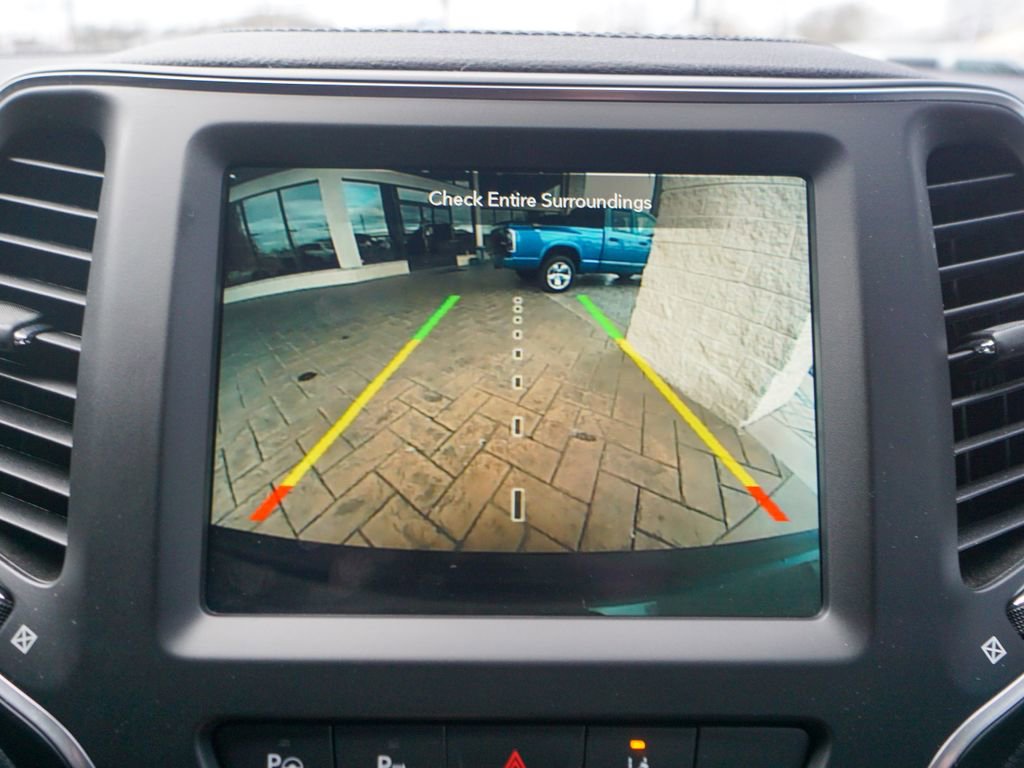 Used 2023 Jeep Cherokee Altitude Lux w/ Lux Elite Package image 26