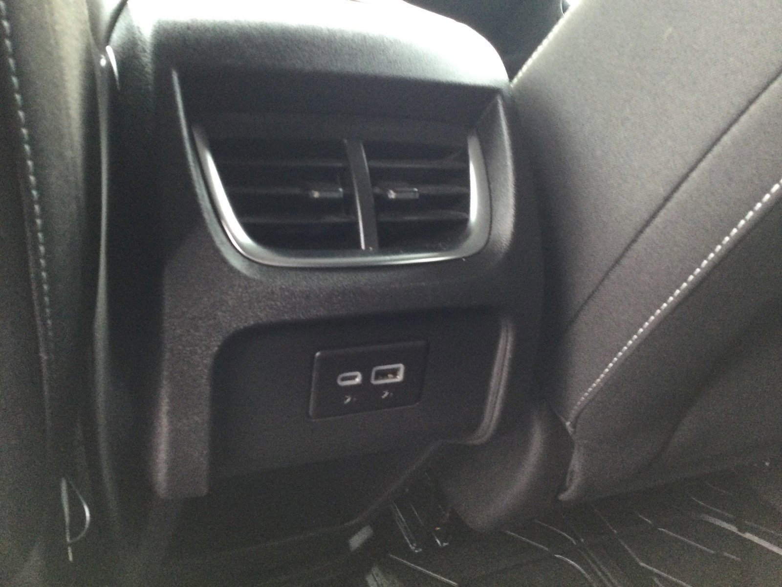 Used 2025 Chevrolet Blazer LT w/ Convenience Package image 12