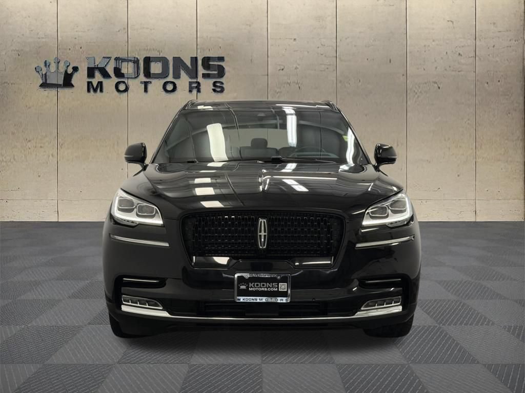 Used 2023 Lincoln Aviator Reserve w/ Equipment Group 201A AWD/4WD image 3