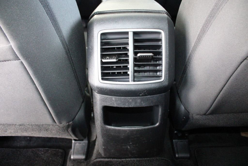 Used 2023 Kia Sportage LX image 49