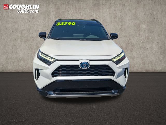 Used 2022 Toyota RAV4 XSE w/ XSE Grade Weather Package AWD/4WD video 2