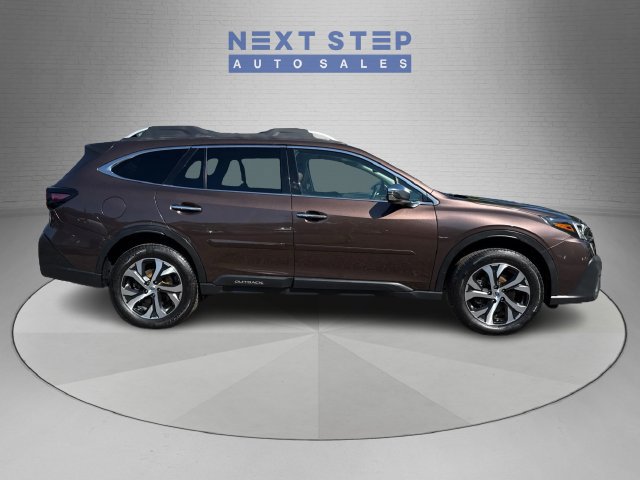 Used 2021 Subaru Outback Touring XT AWD/4WD image 9