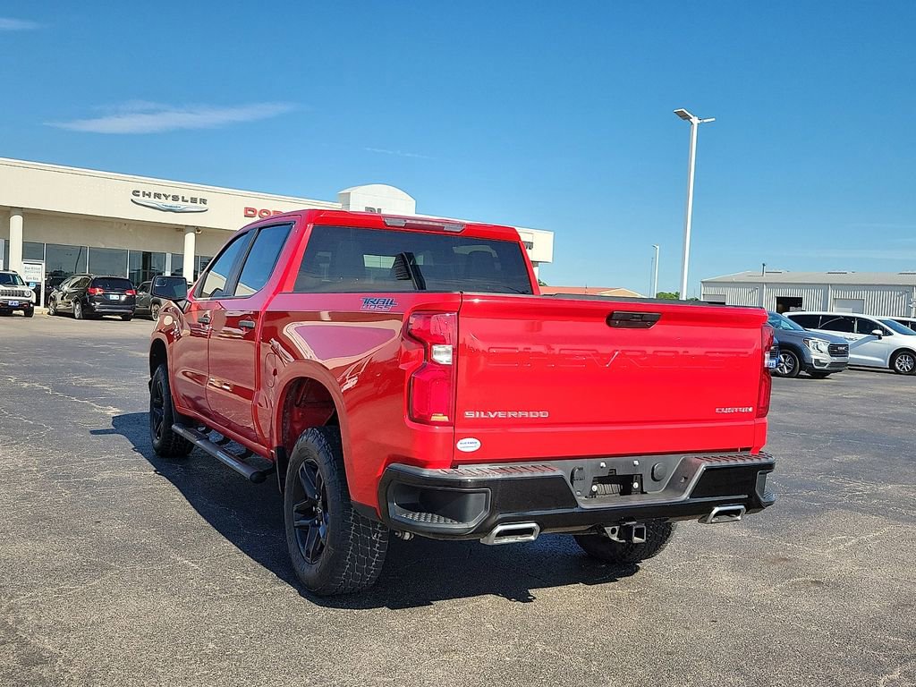 Used 2020 Chevrolet Silverado 1500 Custom Trail Boss w/ Custom Convenience Package AWD/4WD image 4
