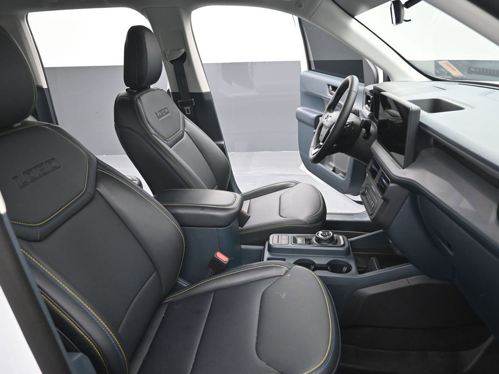 Used 2025 Ford Maverick Lobo image 27