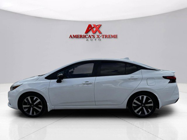 Used 2021 Nissan Versa SR image 2