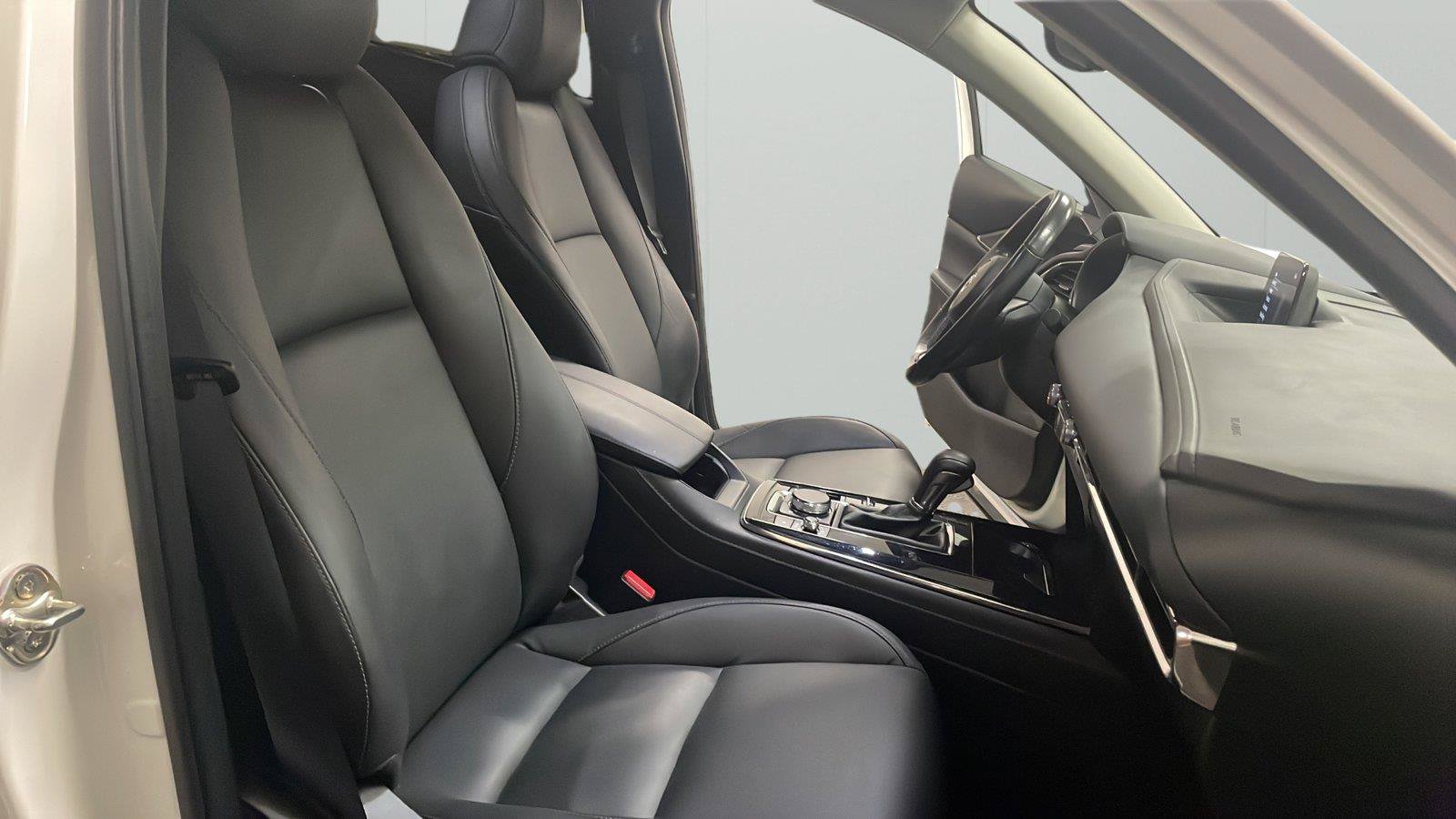Used 2024 MAZDA CX-30 AWD 2.5 S w/ Preferred Package image 13