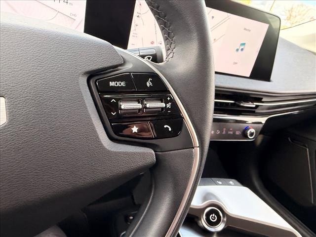 Used 2022 Kia EV6 Wind image 18
