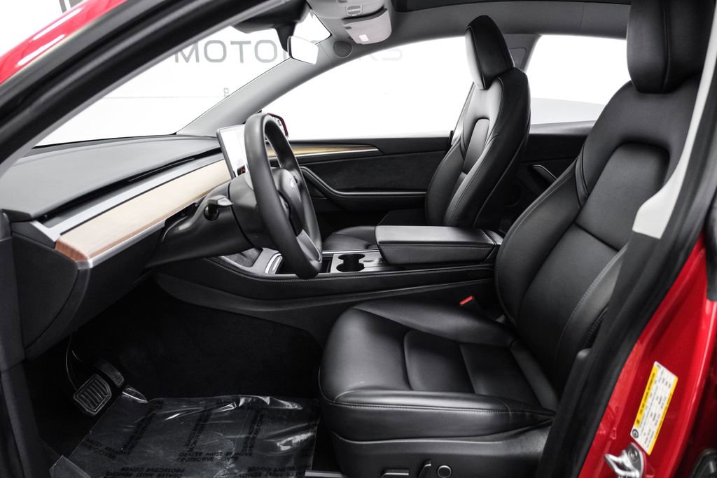 Used 2023 Tesla Model Y Long Range AWD/4WD image 4