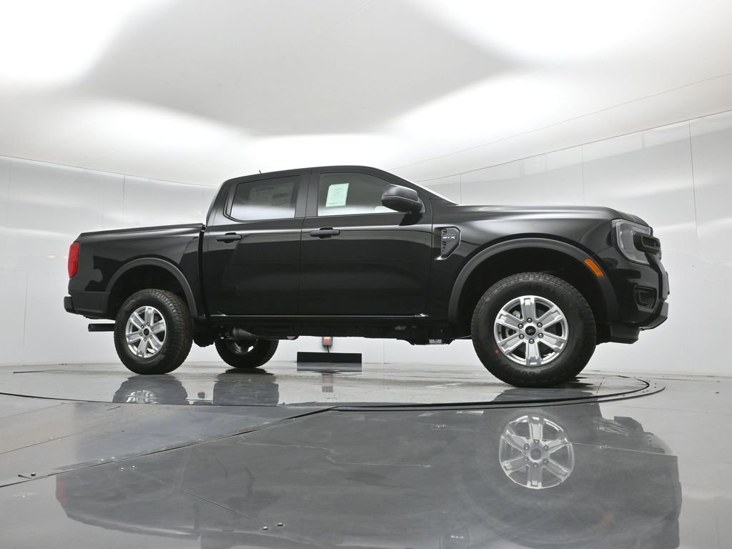 Used 2025 Ford Ranger XL image 45