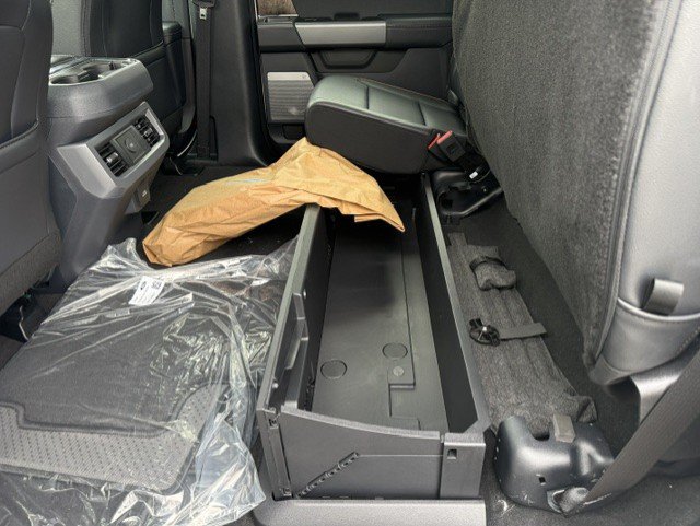 Used 2027 Ford F350 Lariat AWD/4WD image 10
