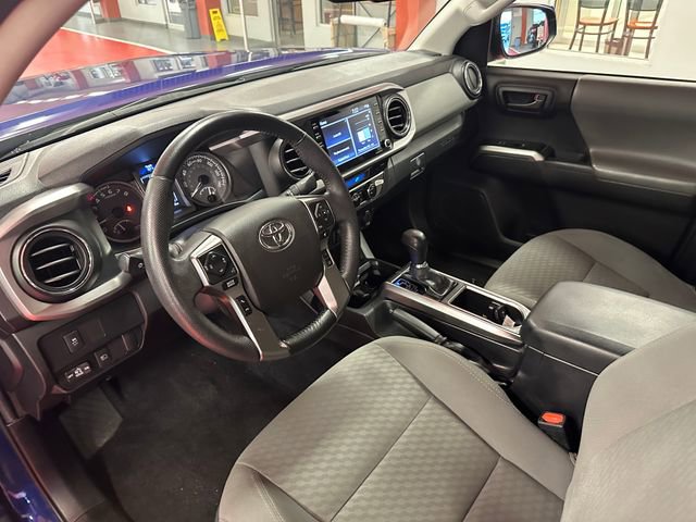 Certified 2023 Toyota Tacoma SR5 AWD/4WD image 11