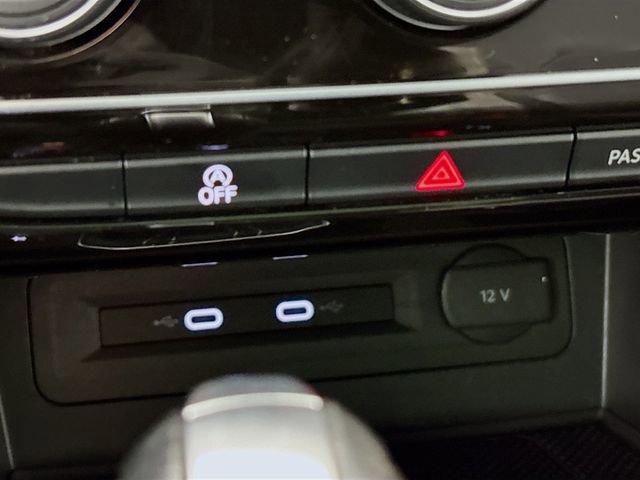 Used 2022 Volkswagen Atlas Cross Sport SEL Premium R-Line image 36