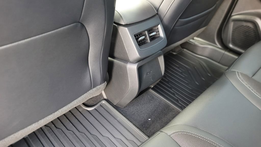 New 2026 Chevrolet Equinox EV LT image 26