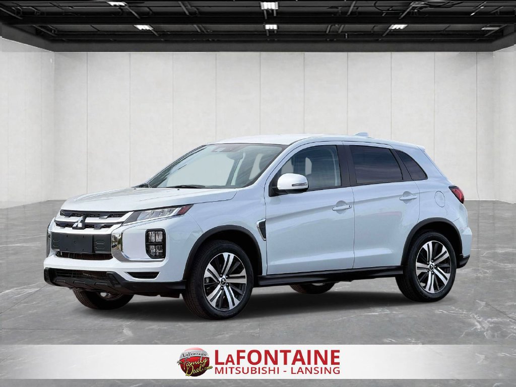 Used 2025 Mitsubishi Outlander Sport SE AWD/4WD image 1