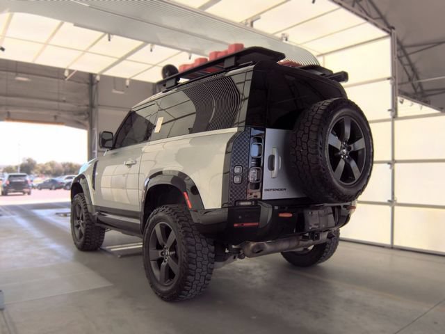 Used 2022 Land Rover Defender 90 X AWD/4WD image 2