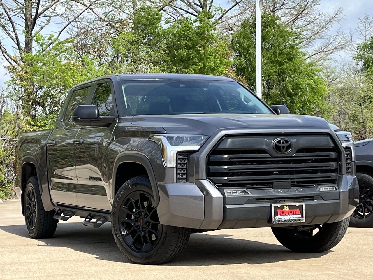 Used 2024 Toyota Tundra SR5 w/ SR5 Premium Package image 2