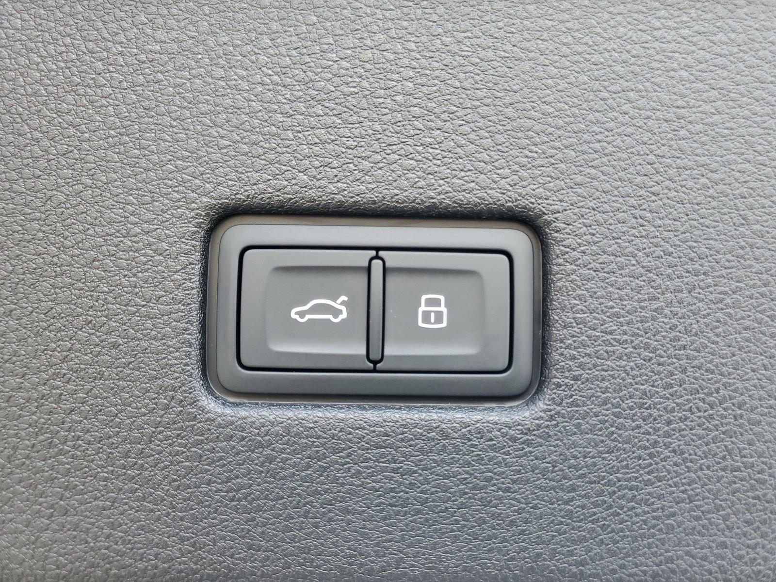 New 2026 Audi RS Q8 performance image 9