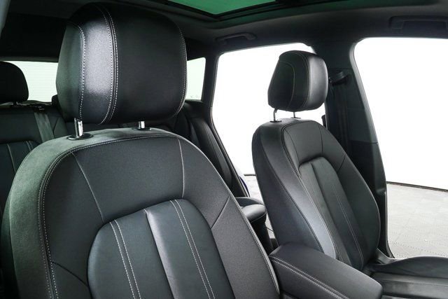 Used 2023 Audi Q4 e-tron Premium Plus w/ Premium Plus image 23