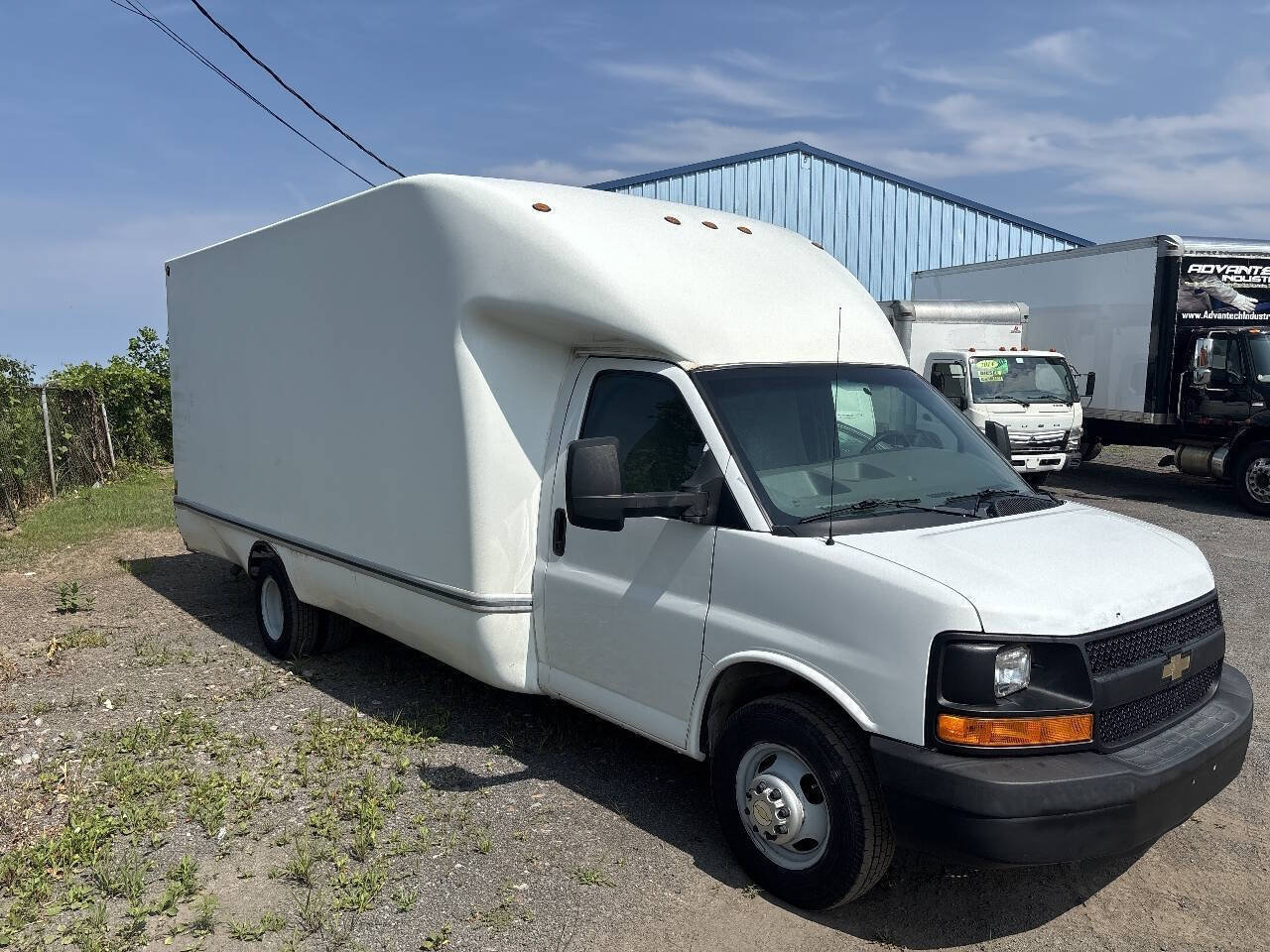 Used 2014 Chevrolet Express 3500 Extended RWD image 4