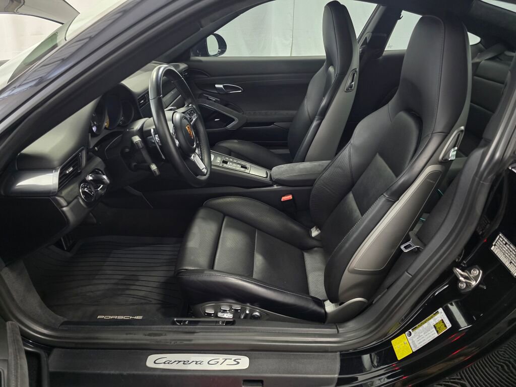 Certified 2018 Porsche 911 Carrera GTS RWD image 14