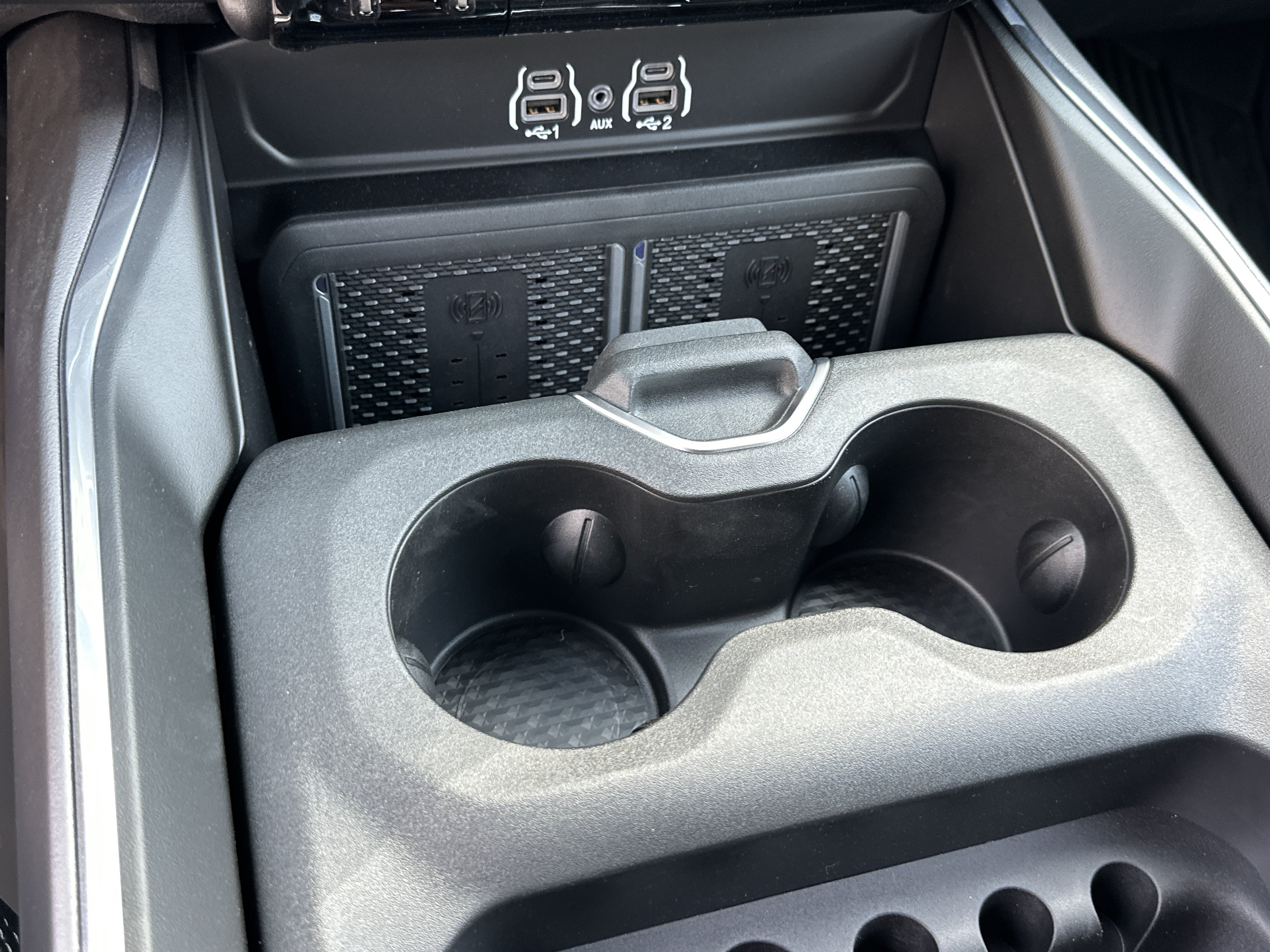New 2027 RAM 2500 Laramie AWD/4WD image 6