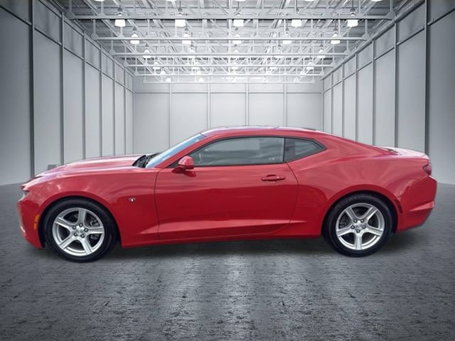 Used 2022 Chevrolet Camaro LT RWD image 2