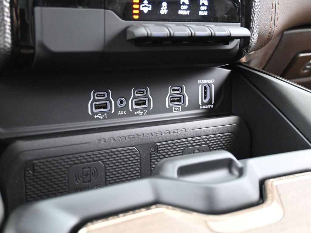 Used 2025 RAM 1500 Limited image 19