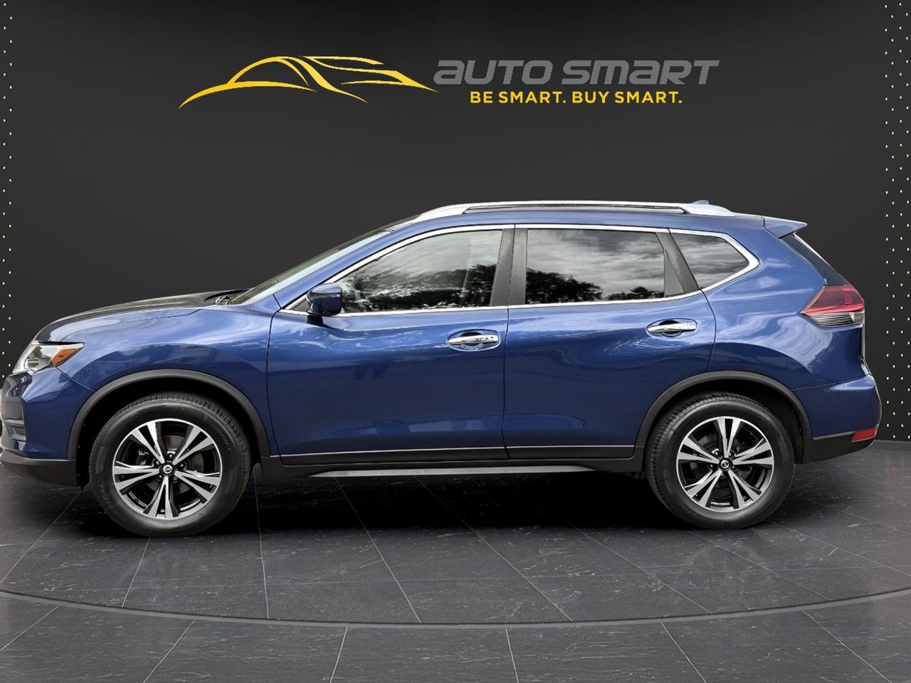 Used 2019 Nissan Rogue SV w/ Premium Package AWD/4WD image 2
