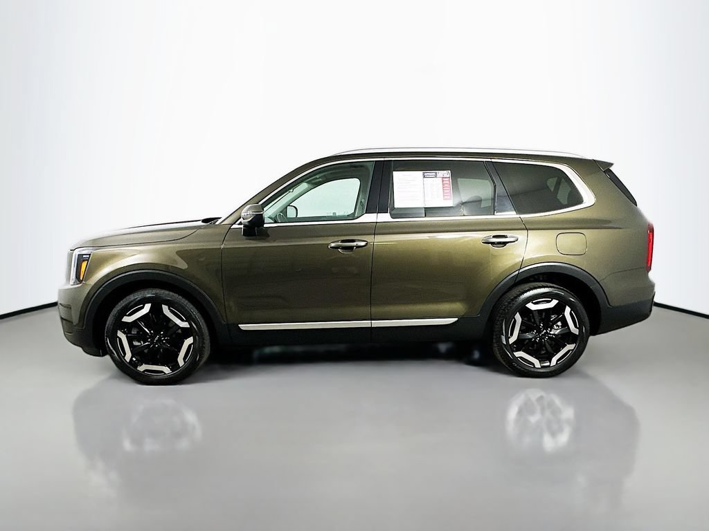 Used 2025 Kia Telluride S AWD/4WD image 5
