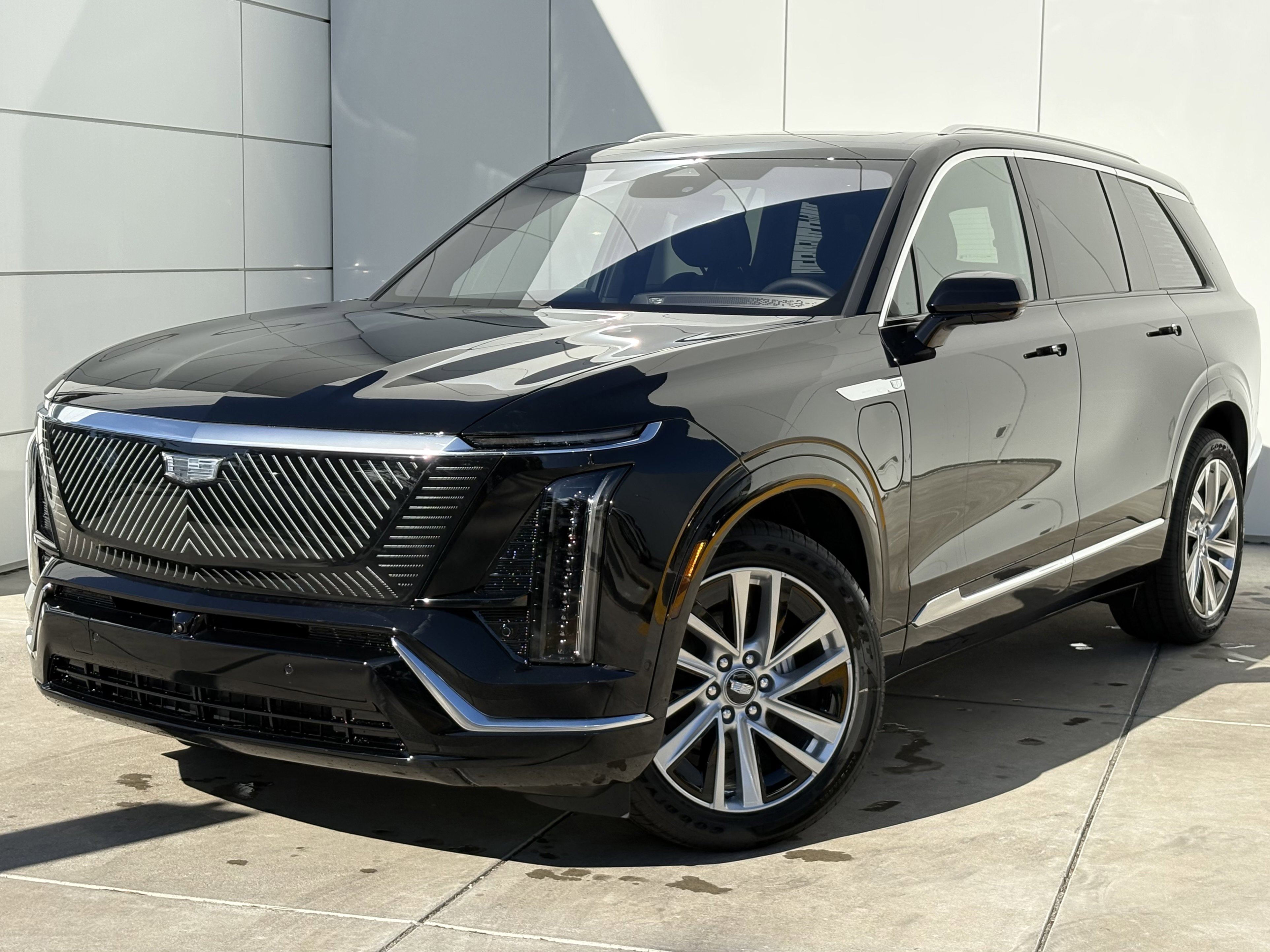 New 2026 Cadillac Vistiq Luxury w/ LPO, Floor Liner Package image 2