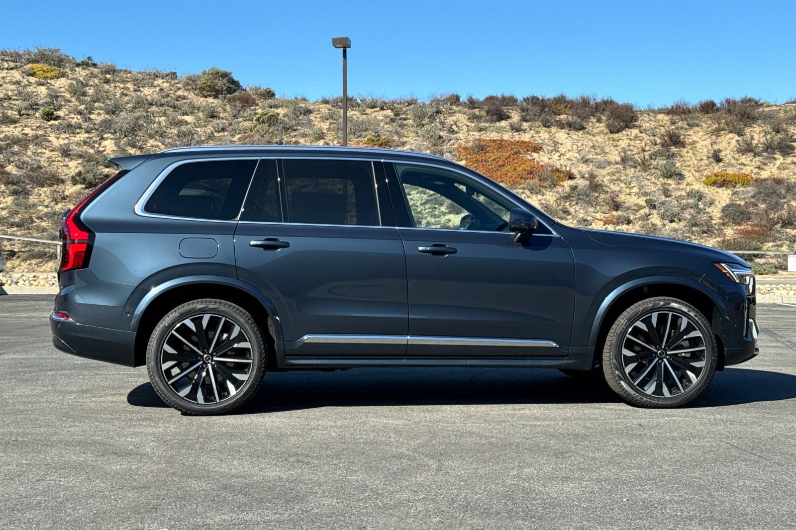 New 2026 Volvo XC90 T8 Ultra image 6