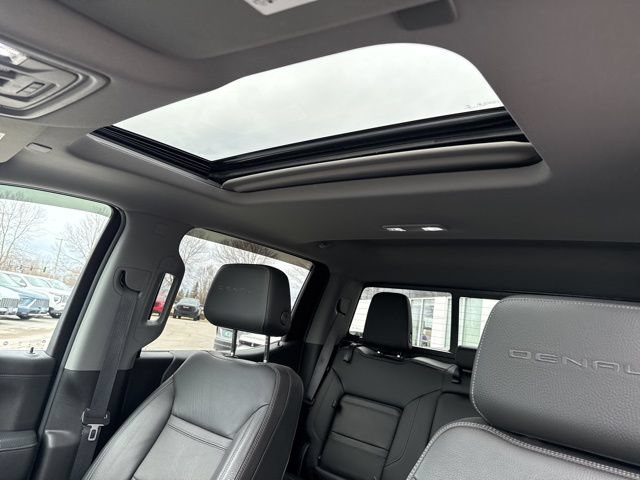 Certified 2019 GMC Sierra 1500 Denali w/ Denali Ultimate Package AWD/4WD image 28