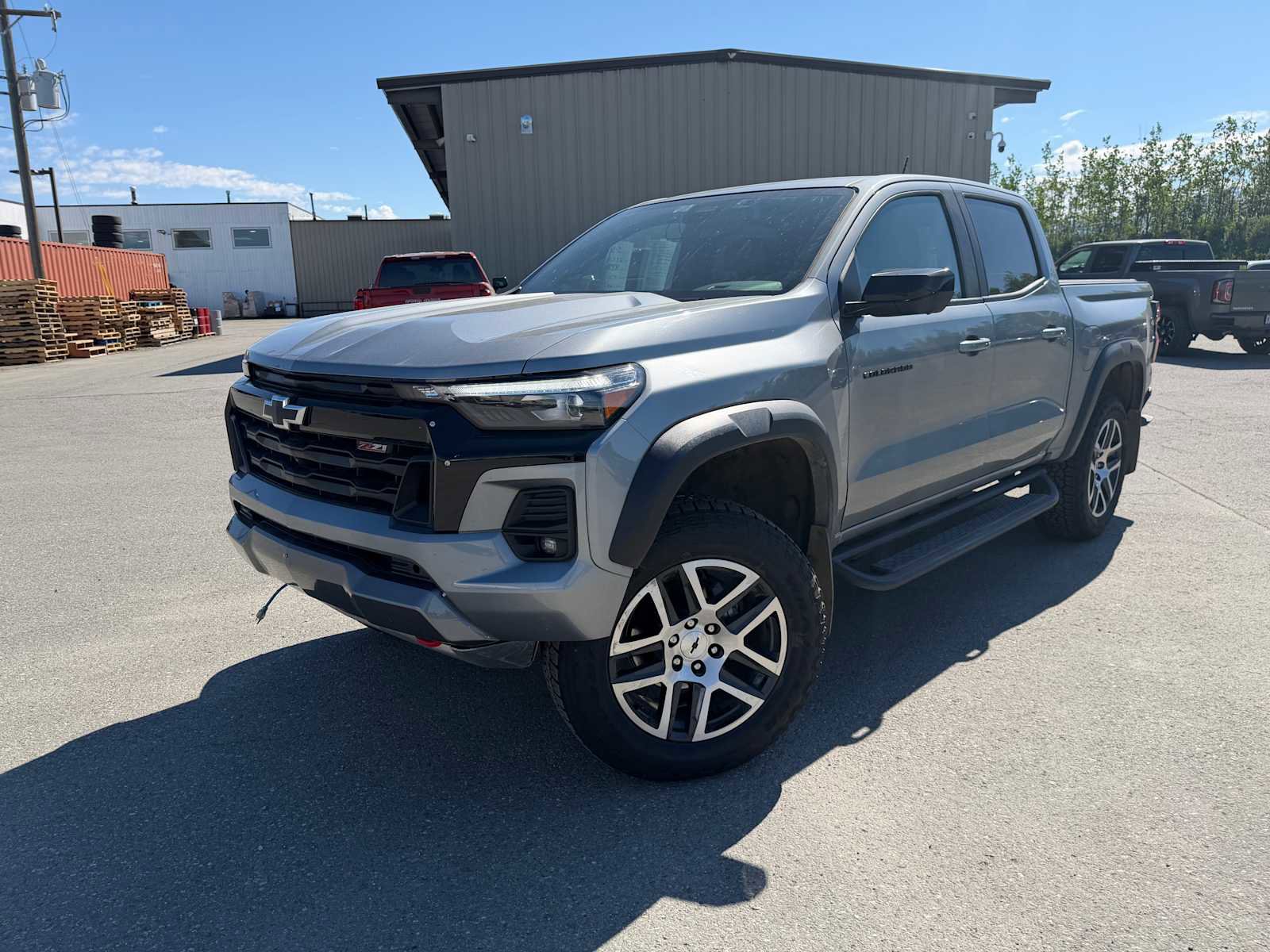 Used 2023 Chevrolet Colorado Z71 w/ Z71 Convenience Package 2 AWD/4WD image 1