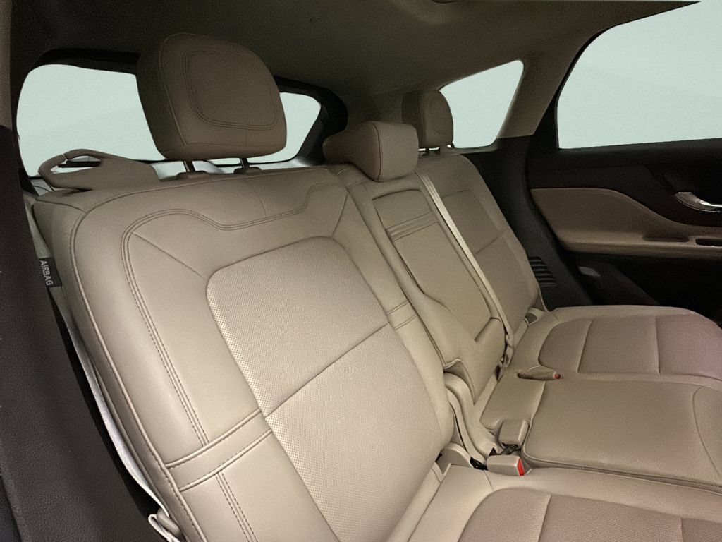 Used 2021 Lincoln Corsair AWD w/ Sport Package image 17
