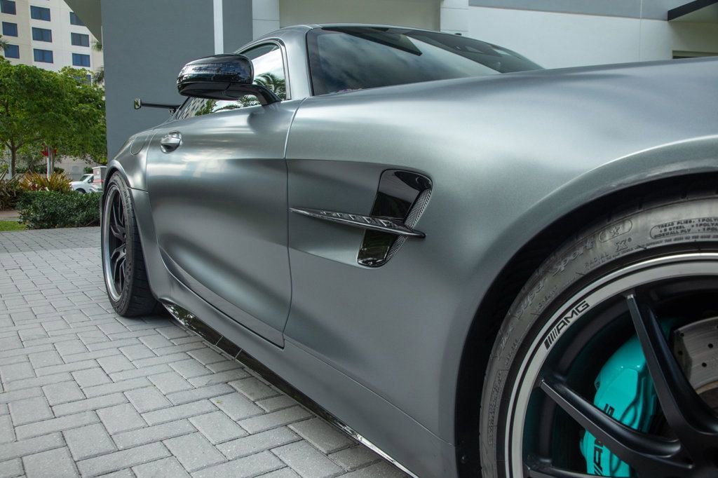 Used 2020 Mercedes-Benz AMG GT R image 13