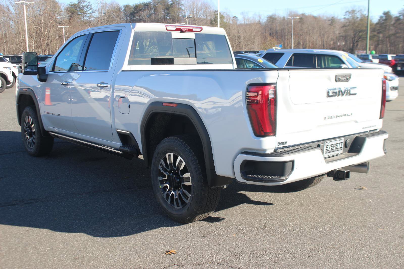 New 2026 GMC Sierra 2500 Denali Ultimate image 5